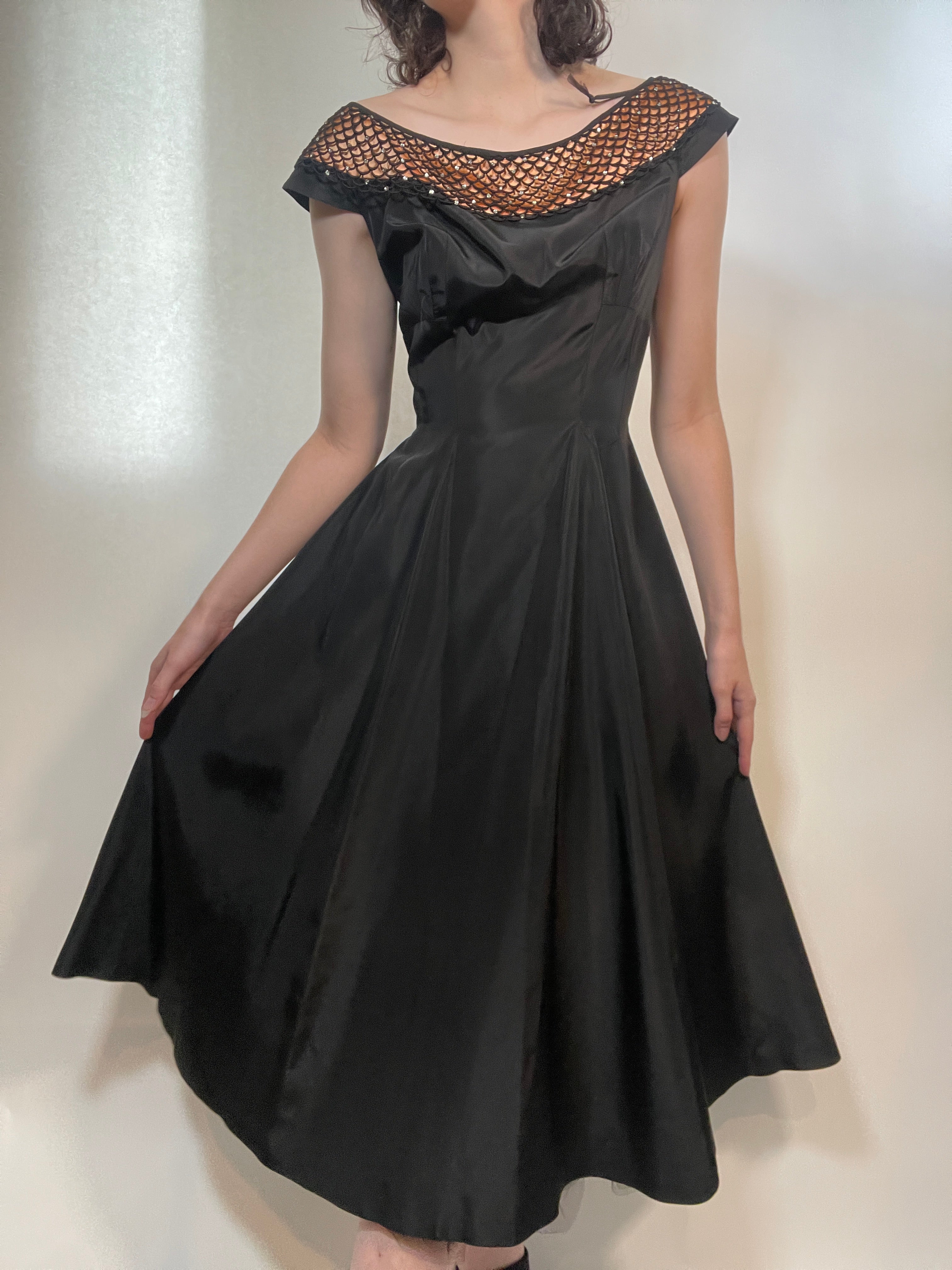 Vtg 50s Fancy Black Taffeta Dress w/ LACE Collar Party Dress Dance Dress Vtg 50s Fancy Black Taffeta Dress w/ LACE Collar Party Dress Dance Dress