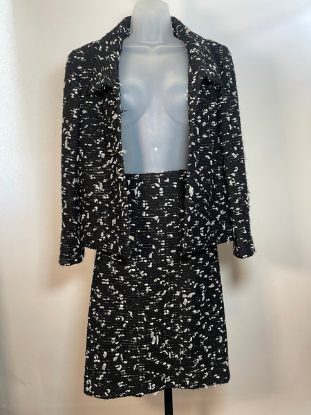 CHANEL SUIT Black & White Nubby Tweed Euro Size 46 2 piece