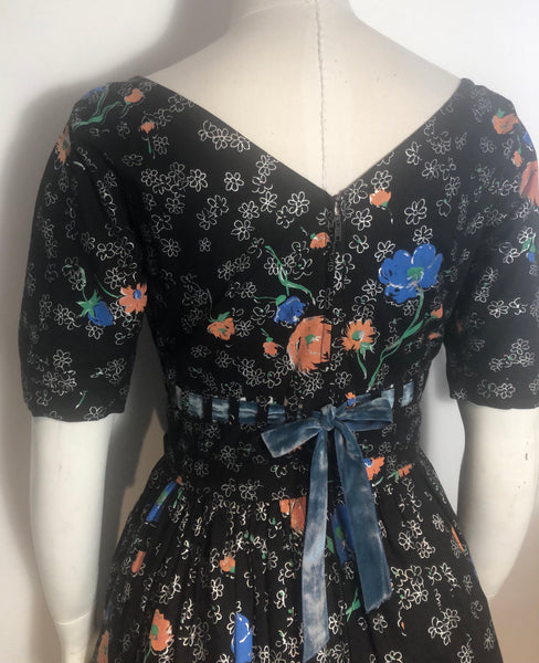 Vtg 1950s Black Floral Cotton Rockabilly Dress Full Skirt