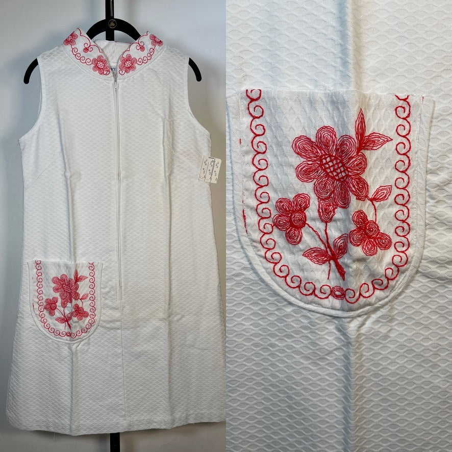 VTG New OLD STOCK 1970s Summer Shift Dress. CUTE!