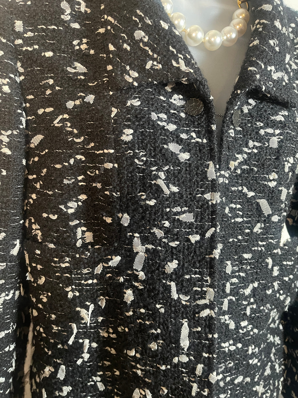 ORIGINAL CHANEL SUIT B & W Nubby Weave Sizes 46, 44