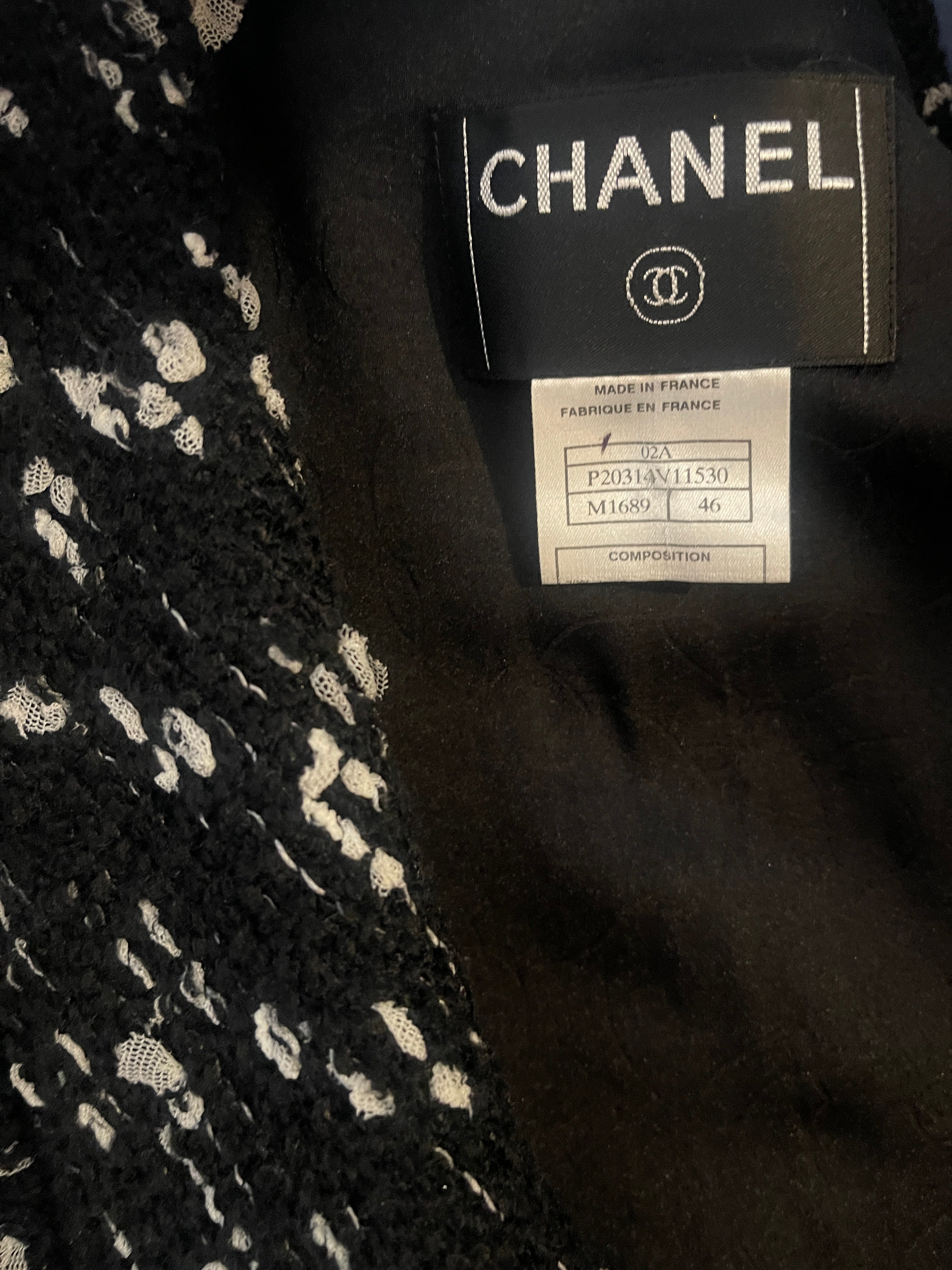 ORIGINAL CHANEL SUIT B & W Nubby Weave Sizes 46, 44