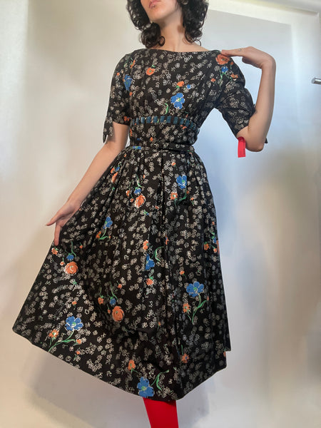 50s Black Cotton Print Fitted Waist Full Skirt  B 36"/W 28"