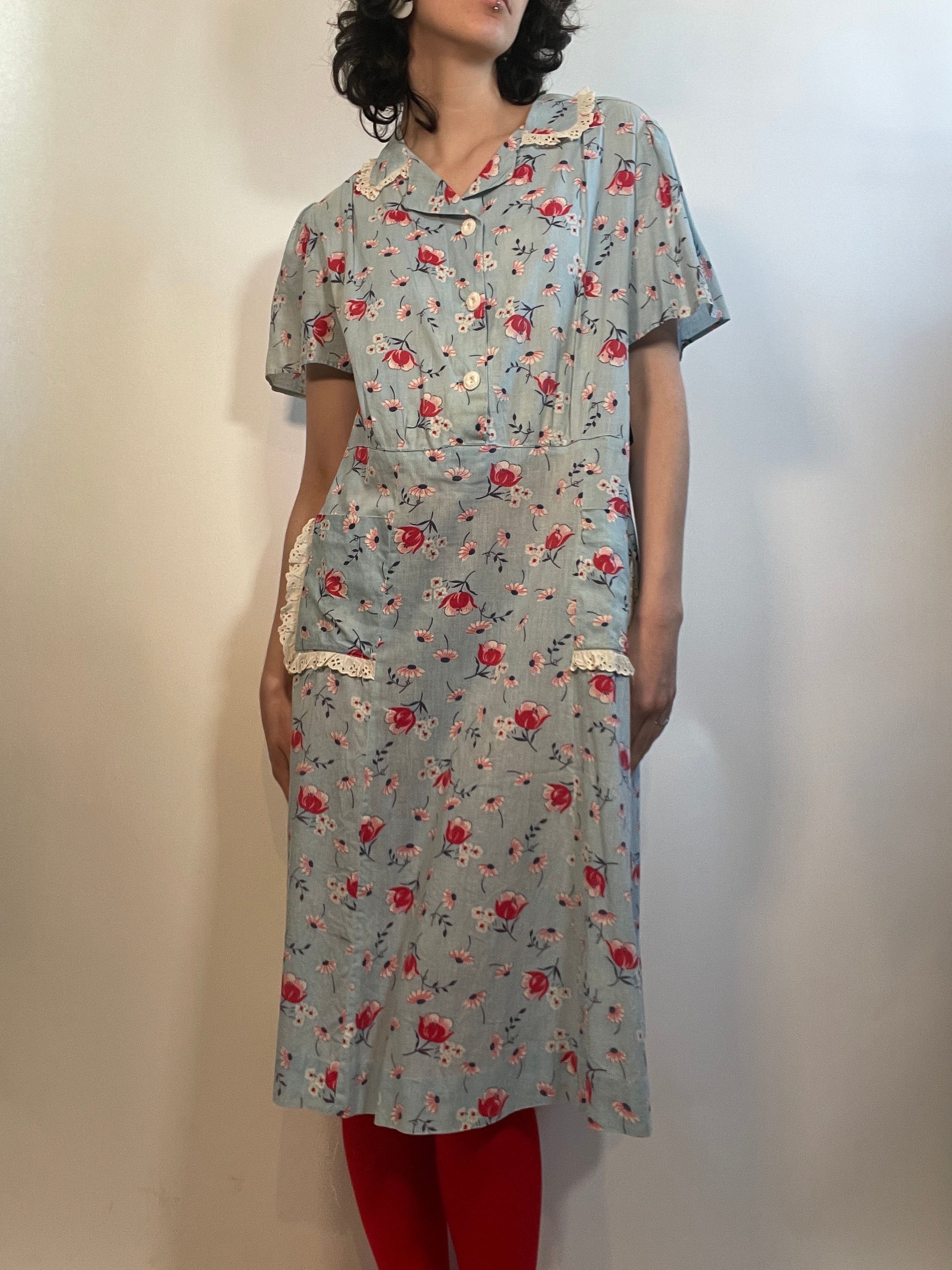 1940s COTTON FLORAL Dress  40"/37"/48"
