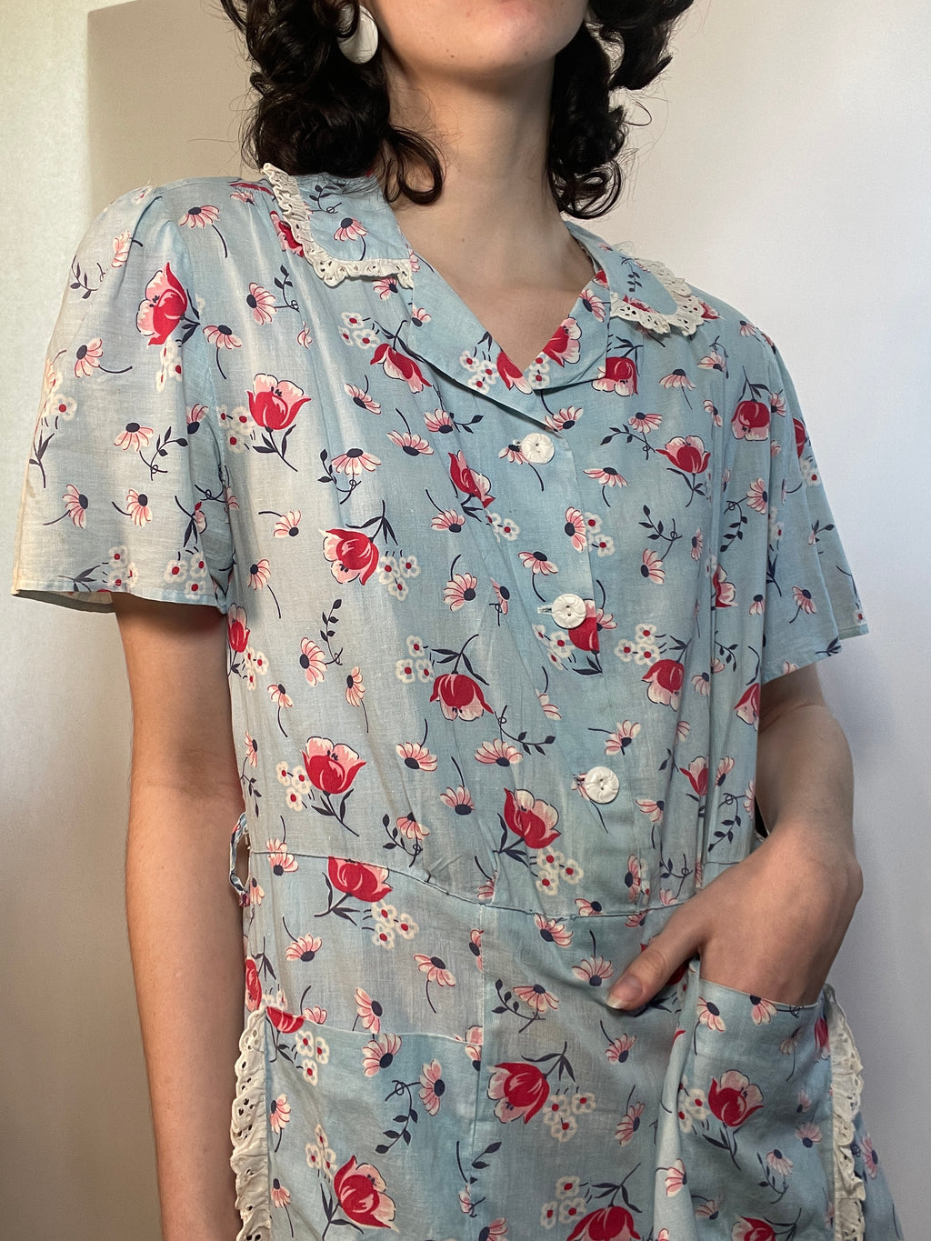 1940s COTTON FLORAL Dress  40"/37"/48"