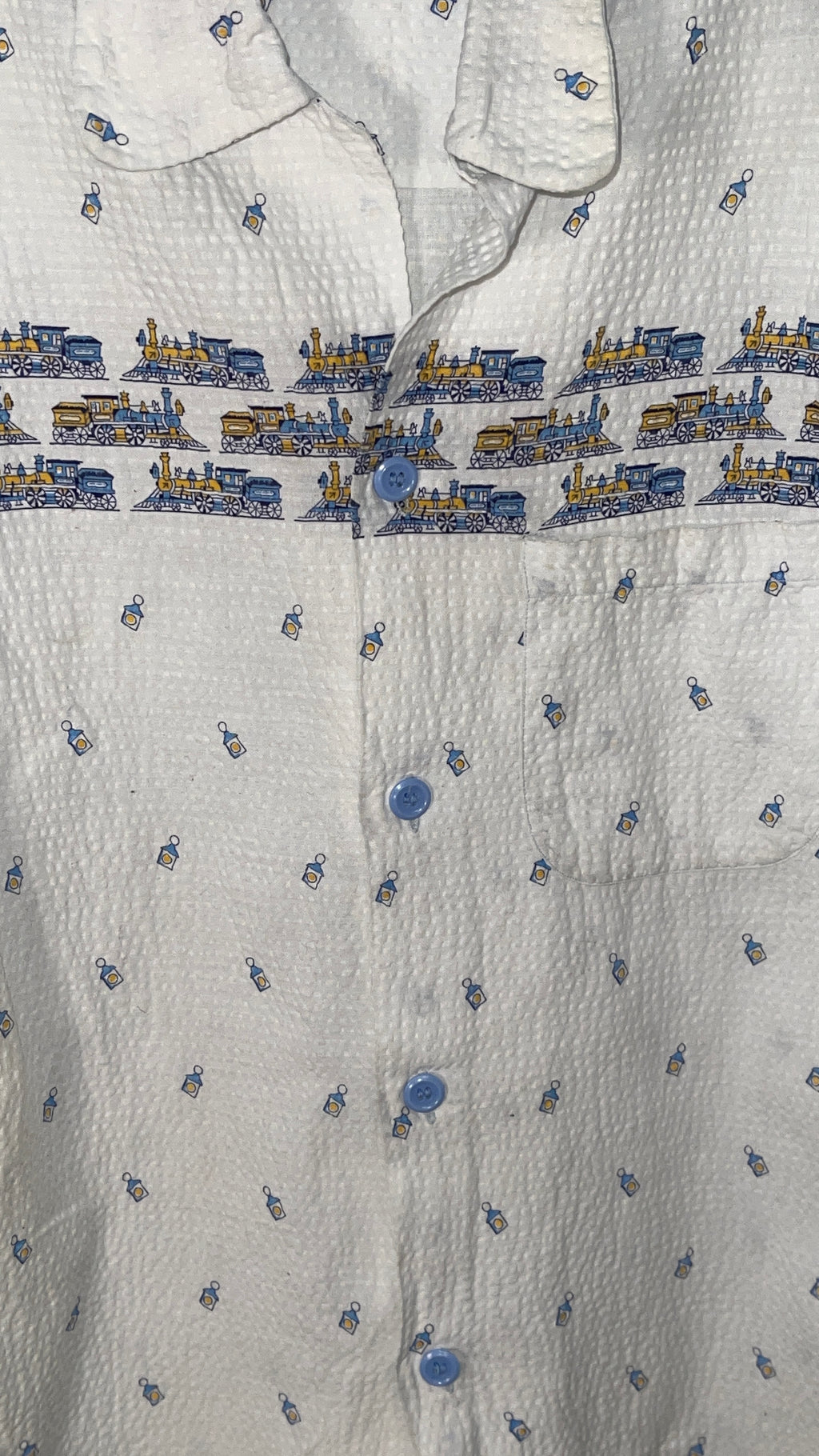 BOYS Vintage 50s Seersucker Shirt w/ TRAINS Chest 32"