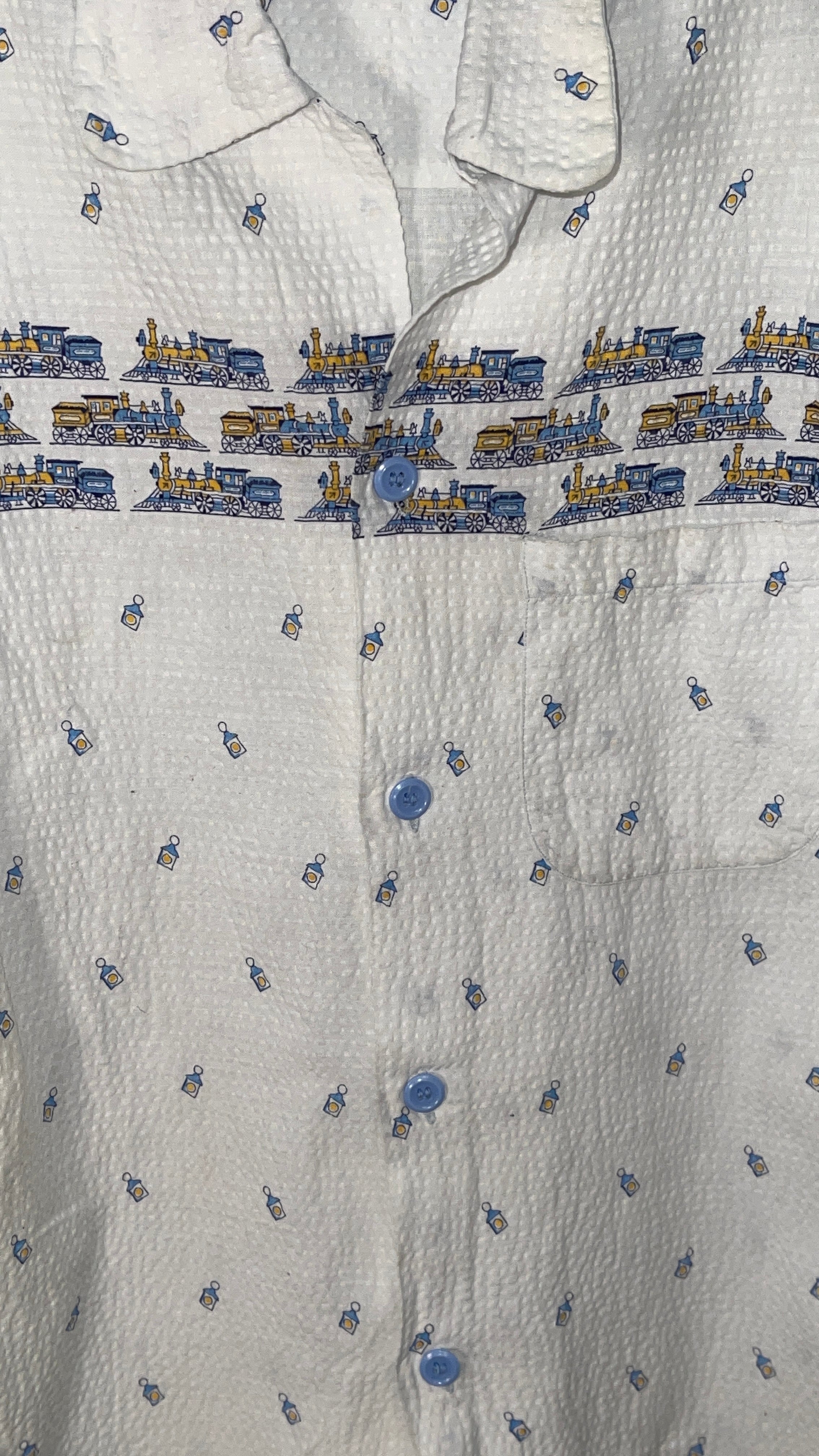 BOYS Vintage 50s Seersucker Shirt w/ TRAINS Chest 32"