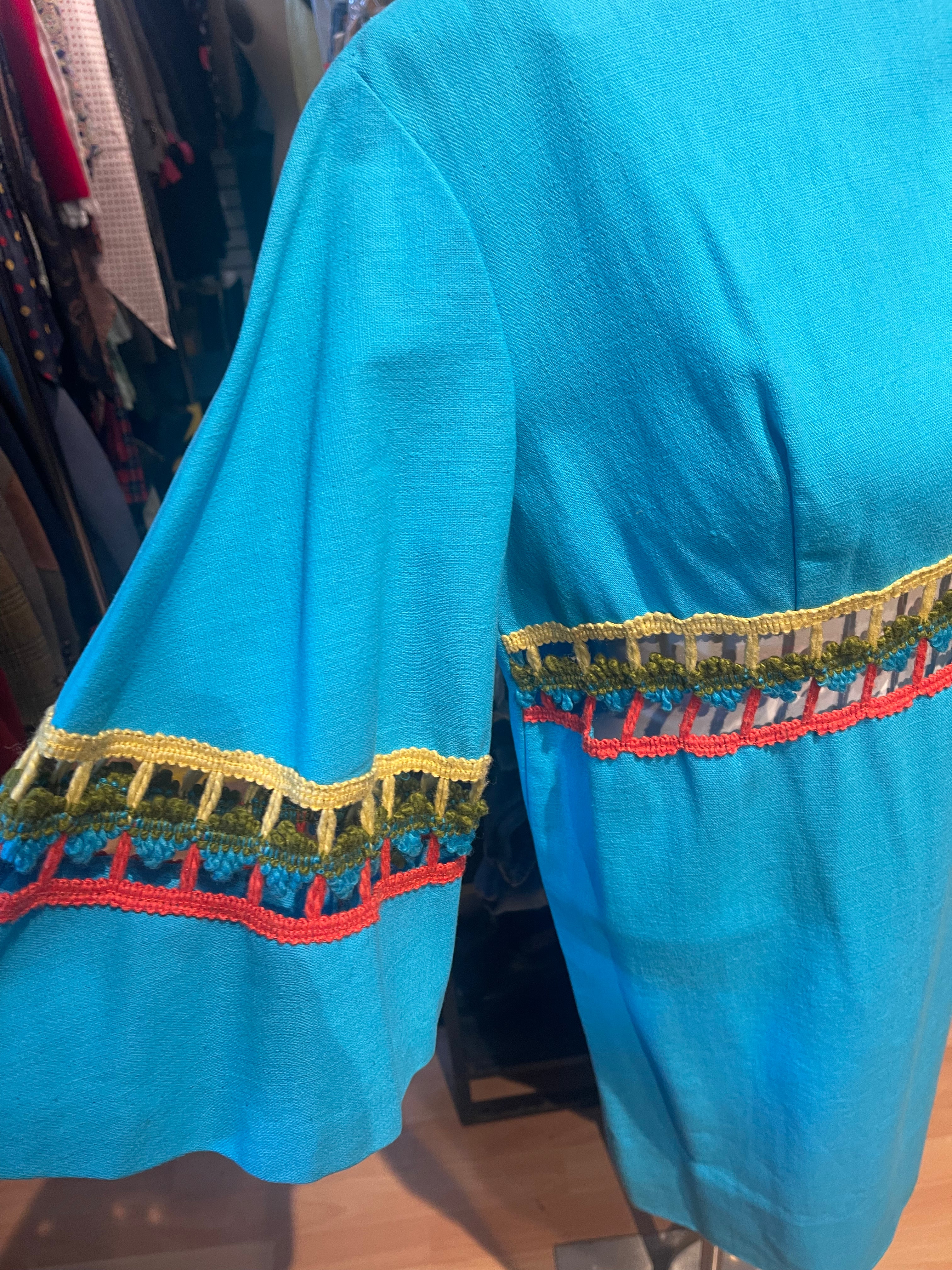 Vtg 70s Cool Dress w/Cutouts