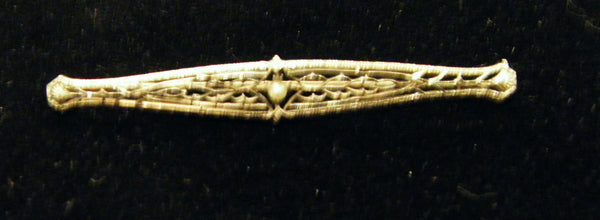 Pretty 14 White Gold Filigree Bar Pin with Pearl, c.1910
