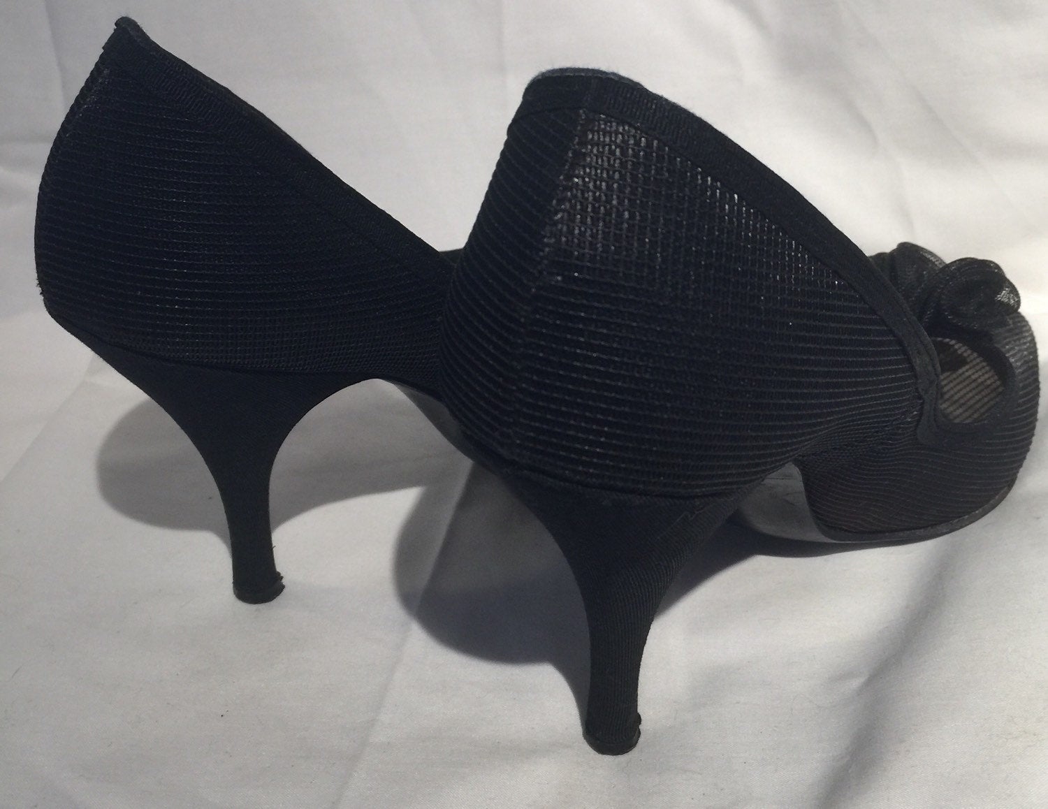Size 5 B Black Mesh 50's Pump