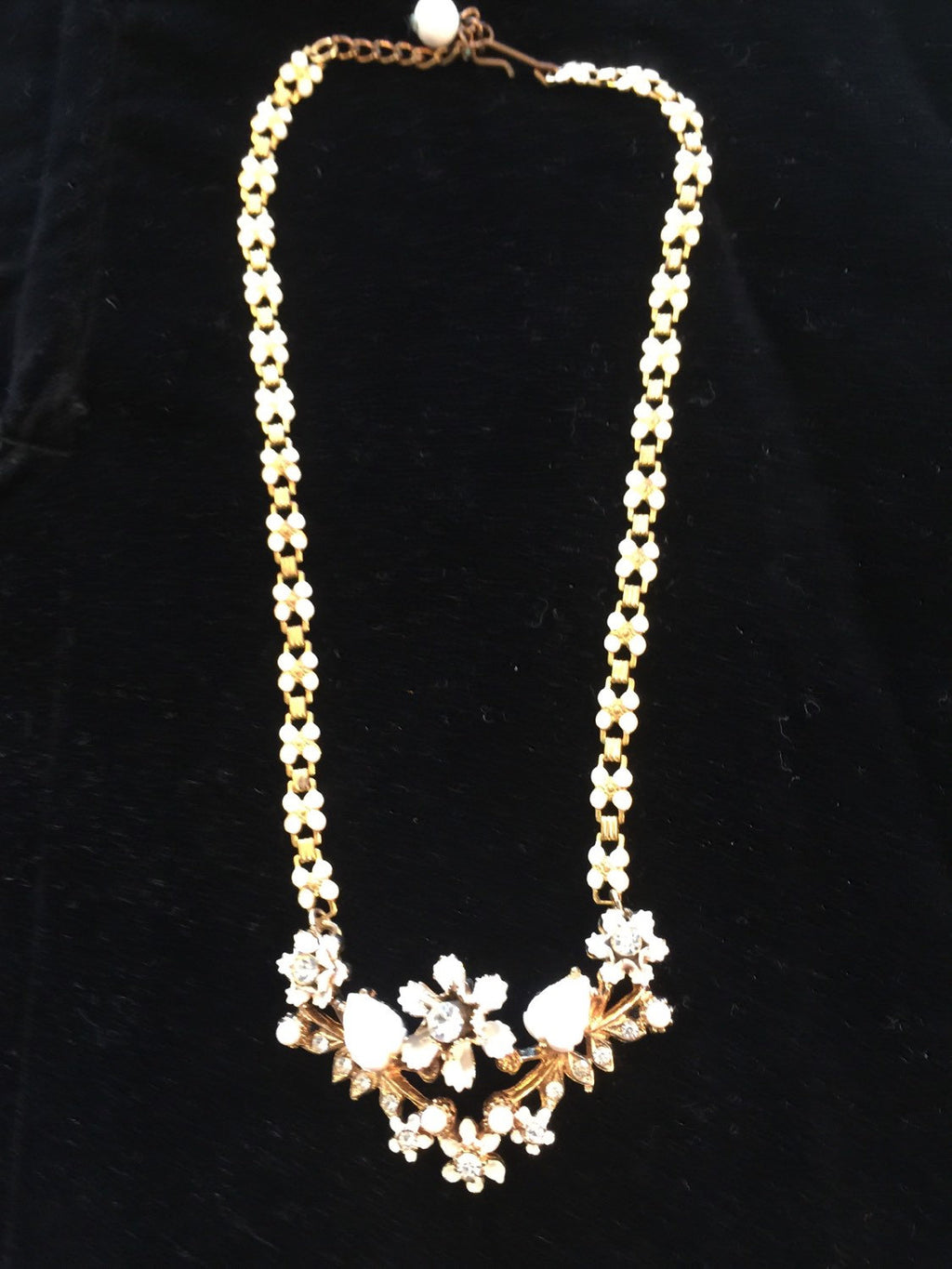 Vtg Pretty Floral Necklace Bridal Fancy