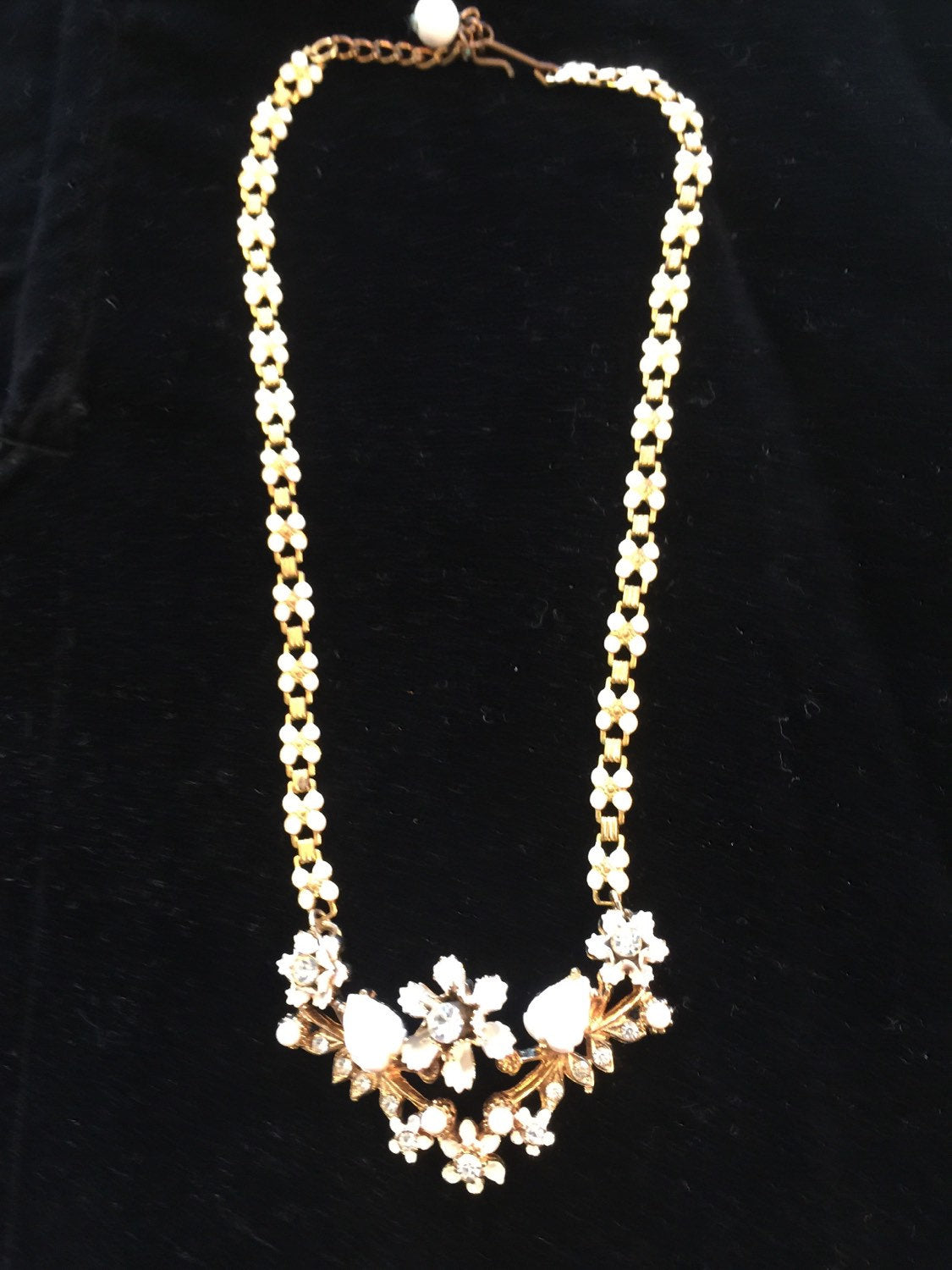 Vtg Pretty Floral Necklace Bridal Fancy