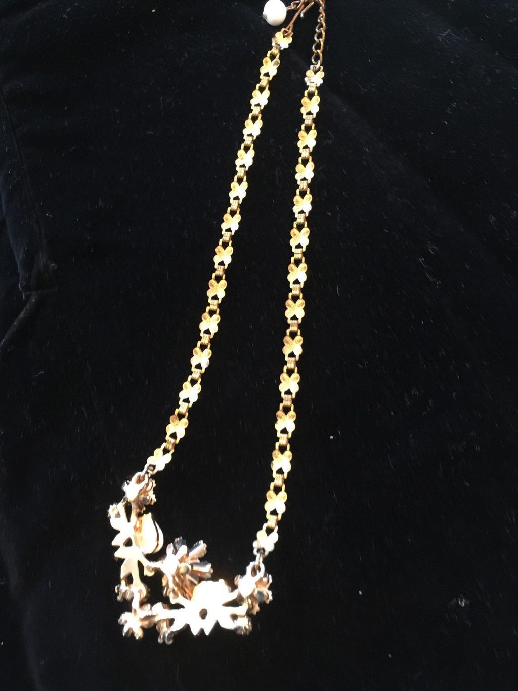 Vtg Pretty Floral Necklace Bridal Fancy