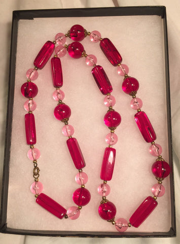 Vtg 1960's RED & PINK LUCITE Beads 26" long