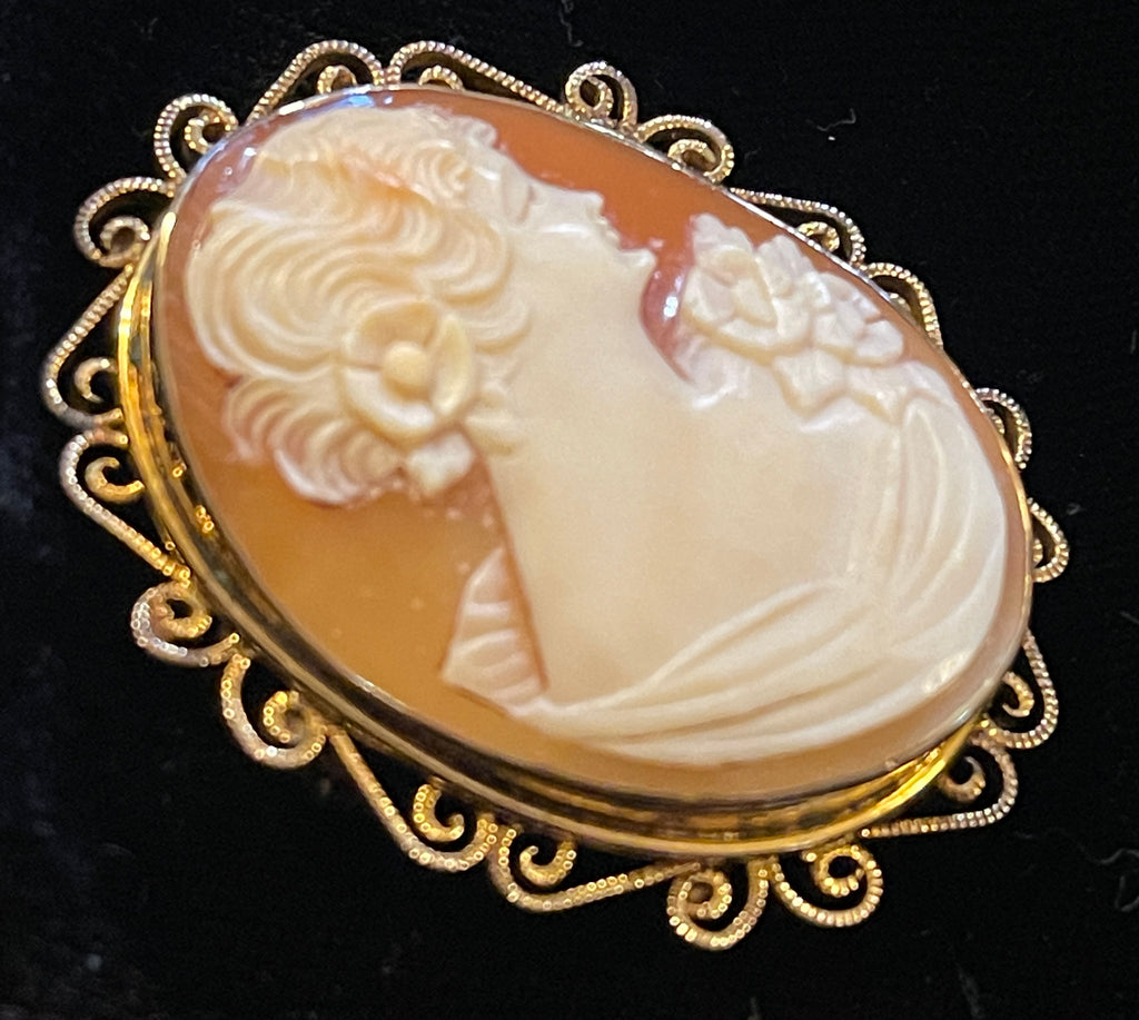 Genuine 50s Shell Cameo Scroll Setting